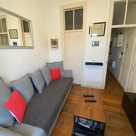 Daire Spacious Near Historic Centre 60 Sqm With Wi Fi *