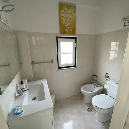 Spacious Near Historic Centre 60 Sqm With Wi Fi *