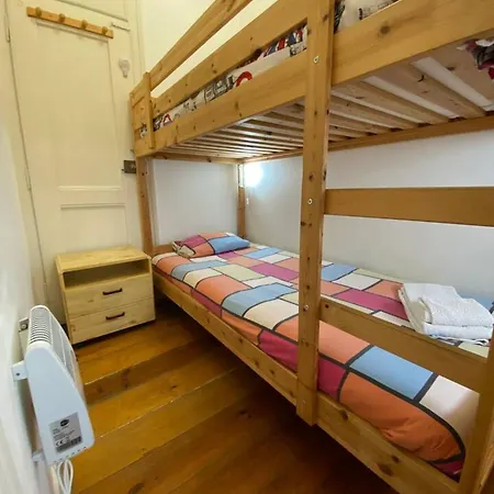 Spacious Near Historic Centre 60 Sqm With Wi Fi Daire Lisboa
